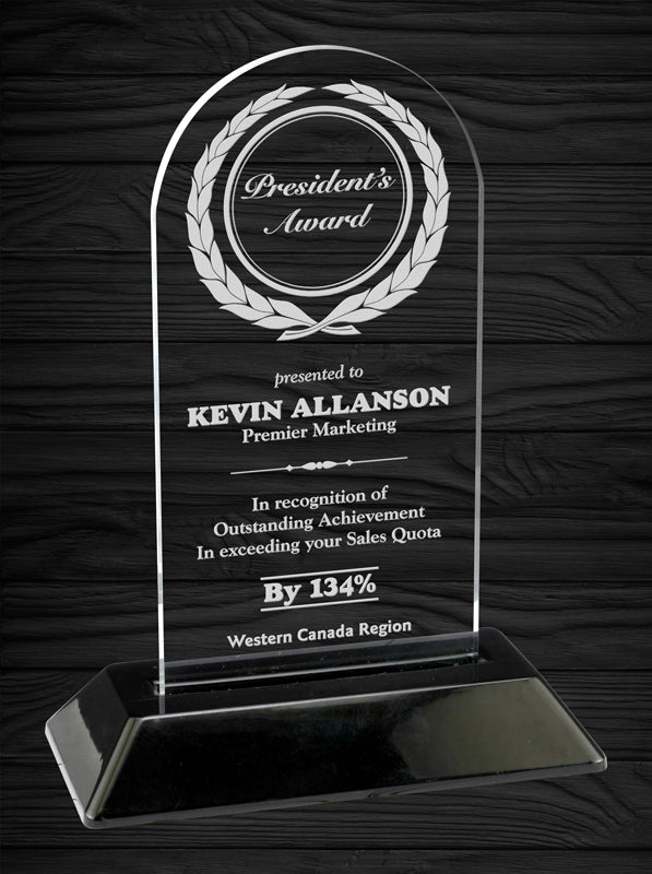 6¾" Clear Snap-In Arch Award – Engraved